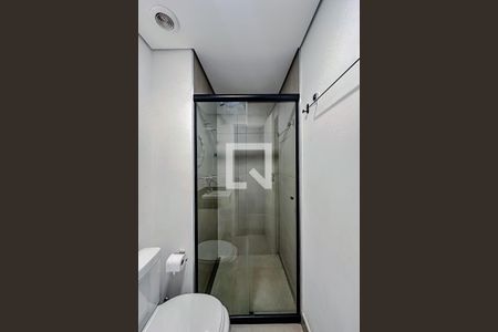 Banheiro de kitnet/studio para alugar com 1 quarto, 27m² em Vila Mariana, São Paulo