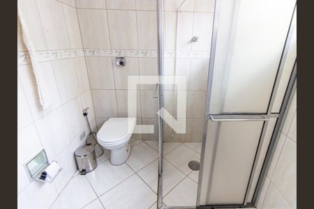 Casa à venda com 175m², 4 quartos e 3 vagas Casa à venda com 175m², 4 quartos e 3 vagasBanheiro