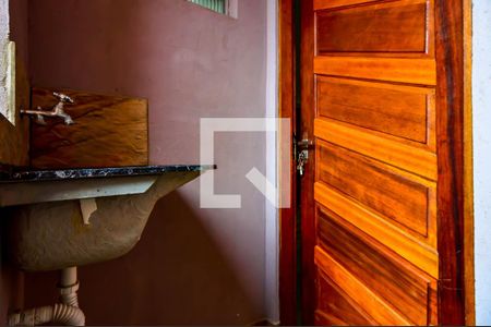 Casa para alugar com 38m², 1 quarto e sem vagaÁrea de Serviço