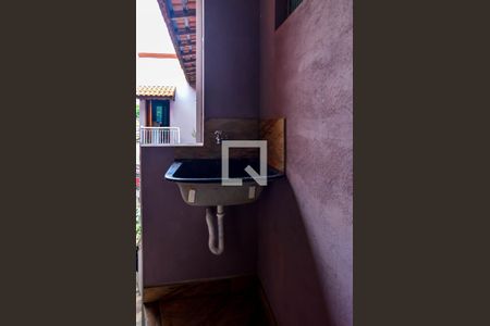 Casa para alugar com 38m², 1 quarto e sem vagaÁrea de Serviço