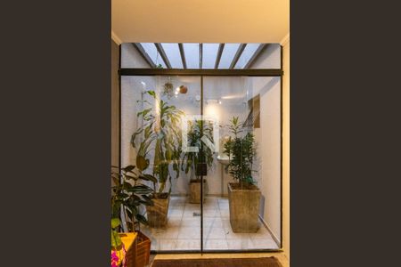 Casa à venda com 280m², 3 quartos e 2 vagas Casa à venda com 280m², 3 quartos e 2 vagasSala