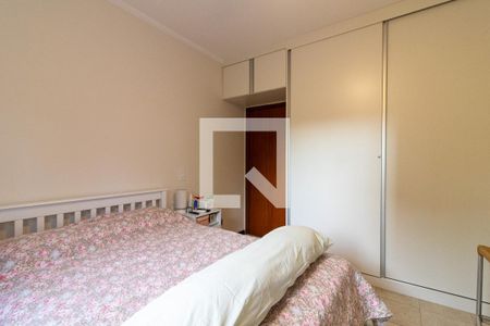 Casa à venda com 280m², 3 quartos e 2 vagas Casa à venda com 280m², 3 quartos e 2 vagasQuarto 2