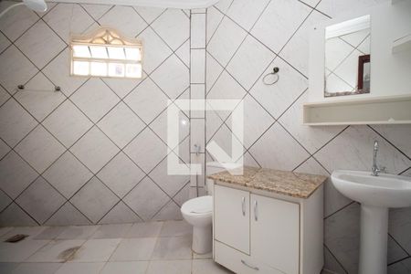 Banheiro da Suíte de casa de condomínio para alugar com 2 quartos, 95m² em Setor Habitacional Arniqueira (águas Claras), Brasília