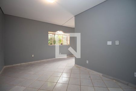 Sala 1 de casa de condomínio para alugar com 2 quartos, 95m² em Setor Habitacional Arniqueira (águas Claras), Brasília