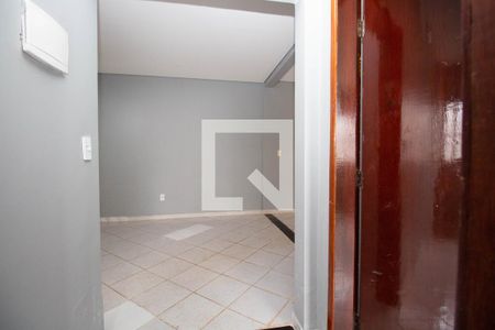 Corredor de casa de condomínio para alugar com 2 quartos, 95m² em Setor Habitacional Arniqueira (águas Claras), Brasília