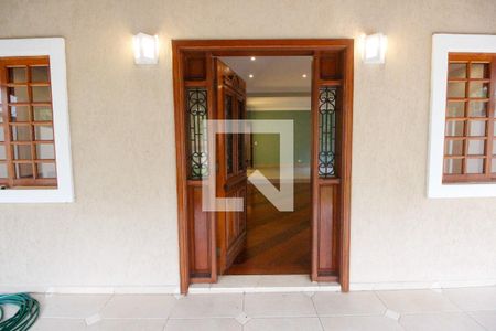 Casa para alugar com 440m², 5 quartos e 8 vagasEntrada