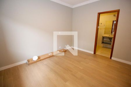 Casa para alugar com 440m², 5 quartos e 8 vagasSuíte 4