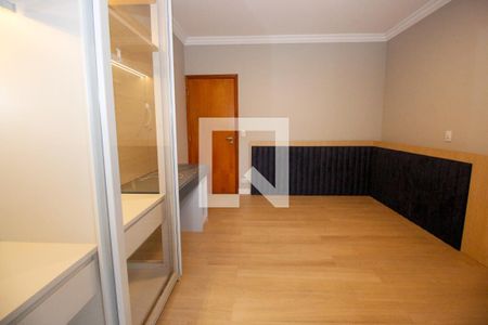 Casa para alugar com 440m², 5 quartos e 8 vagasSuíte 3