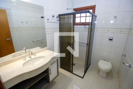 Casa para alugar com 440m², 5 quartos e 8 vagasBanheiro da Suíte 3