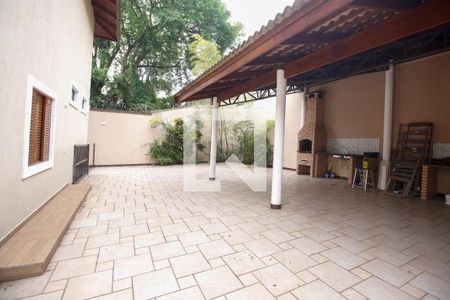 Casa para alugar com 440m², 5 quartos e 8 vagasQuintal