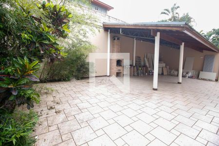 Casa para alugar com 440m², 5 quartos e 8 vagasQuintal