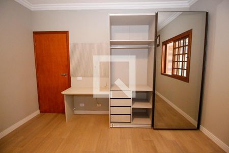 Casa para alugar com 440m², 5 quartos e 8 vagasSuíte 4