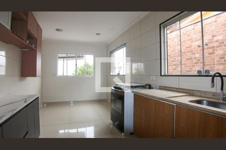 Casa à venda com 236m², 4 quartos e 3 vagasCozinha 