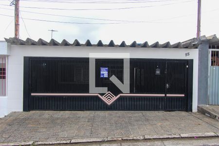 Casa à venda com 236m², 4 quartos e 3 vagasFachada