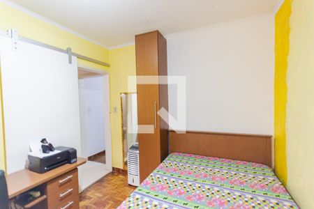 Quarto 2 de casa à venda com 2 quartos, 245m² em Jardim Santo Antônio, Santo André