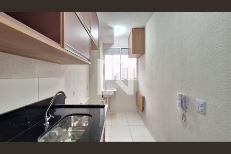 Apartamento para alugar com 42m², 2 quartos e sem vagaCozinha e Área de Serviço