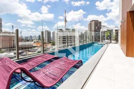 Studio para alugar com 25m², 1 quarto e sem vagaPiscina