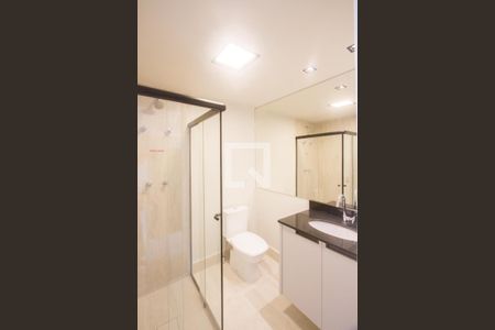 Banheiro de kitnet/studio para alugar com 1 quarto, 25m² em Santo Amaro, São Paulo