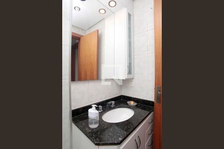 Apartamento à venda com 85m², 2 quartos e 1 vagaBanheiro 2