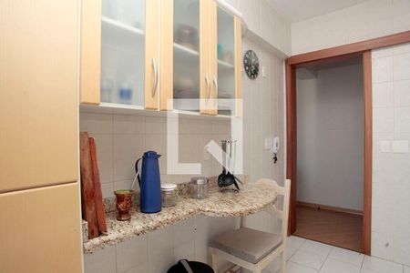 Apartamento à venda com 85m², 2 quartos e 1 vagaCozinha