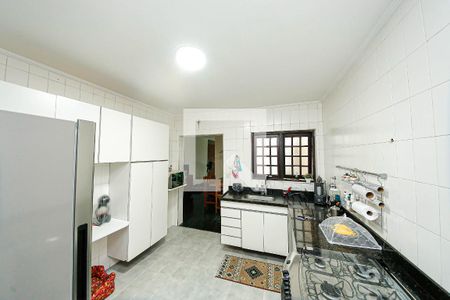 Casa à venda com 140m², 3 quartos e 2 vagasCozinha