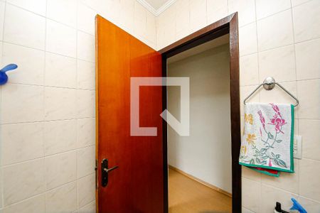 Casa à venda com 140m², 3 quartos e 2 vagasBanheiro