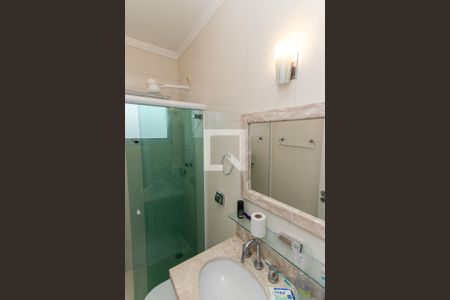 Banheiro da Suíte de casa à venda com 3 quartos, 100m² em Vila Mazzei, São Paulo