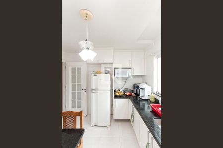 Casa à venda com 100m², 3 quartos e 3 vagas Casa à venda com 100m², 3 quartos e 3 vagasCozinha