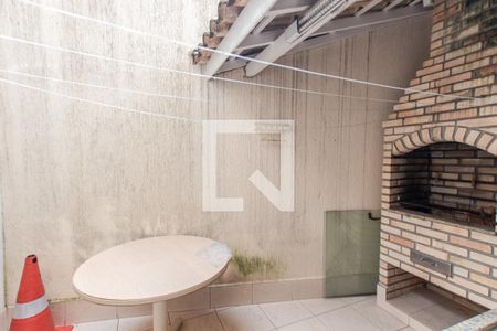 Casa à venda com 100m², 3 quartos e 3 vagas Casa à venda com 100m², 3 quartos e 3 vagasÁrea de Serviço