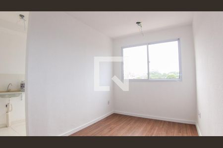 Sala de apartamento para alugar com 2 quartos, 42m² em Jardim Egle, São Paulo