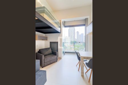Sala/Quarto de kitnet/studio à venda com 1 quarto, 27m² em Jardim das Acacias, São Paulo