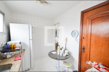 Apartamento para alugar com 75m², 2 quartos e 1 vagaCozinha