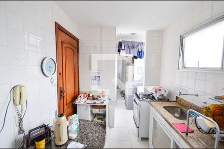 Apartamento para alugar com 75m², 2 quartos e 1 vagaCozinha