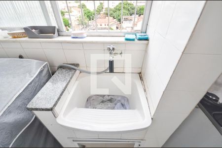 Apartamento para alugar com 75m², 2 quartos e 1 vagaÁrea de Serviço