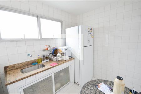 Apartamento para alugar com 75m², 2 quartos e 1 vagaCozinha