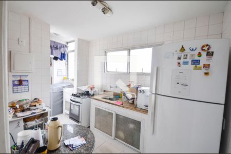 Apartamento para alugar com 75m², 2 quartos e 1 vagaCozinha