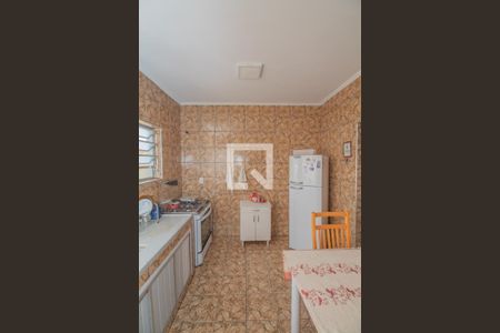 Casa à venda com 220m², 4 quartos e 3 vagas Casa à venda com 220m², 4 quartos e 3 vagasCozinha