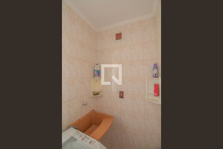 Casa à venda com 220m², 4 quartos e 3 vagas Casa à venda com 220m², 4 quartos e 3 vagasÁrea de Serviço