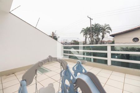 Casa à venda com 250m², 3 quartos e 3 vagasVaranda Quarto 1