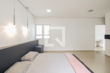 Casa à venda com 250m², 3 quartos e 3 vagasSuíte 
