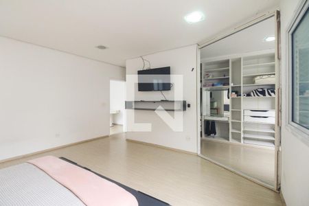 Casa à venda com 250m², 3 quartos e 3 vagasSuíte 