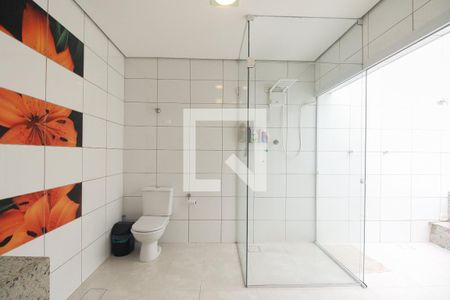 Casa à venda com 250m², 3 quartos e 3 vagasBanheiro Suíte 