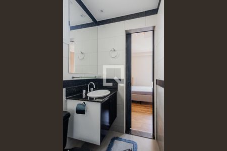 Apartamento para alugar com 85m², 1 quarto e 2 vagasBanheiro da Suíte