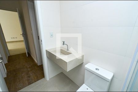 Apartamento para alugar com 85m², 3 quartos e 2 vagas Apartamento para alugar com 85m², 3 quartos e 2 vagasBanheiro social