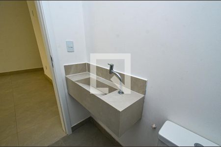 Apartamento para alugar com 85m², 3 quartos e 2 vagas Apartamento para alugar com 85m², 3 quartos e 2 vagasLavabo