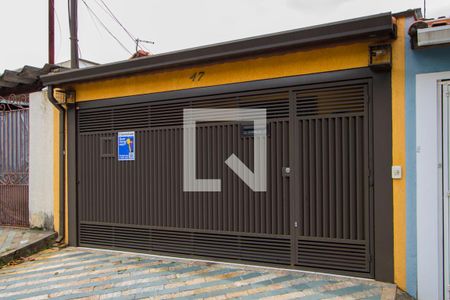 Casa à venda com 125m², 3 quartos e 2 vagasFachada