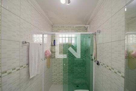 Casa à venda com 359m², 4 quartos e 2 vagasBanheiro 2