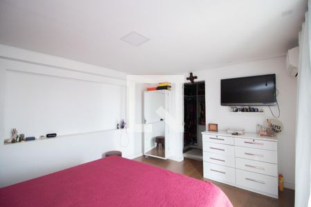 Casa à venda com 359m², 4 quartos e 2 vagasQuarto 1 Suíte