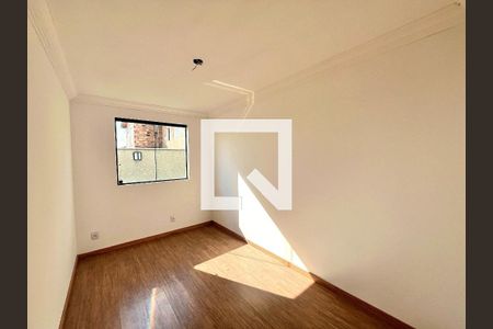Apartamento à venda com 3 quartos, 103m² em Santa Monica, Belo Horizonte