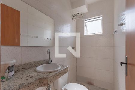 Banheiro Social de apartamento à venda com 2 quartos, 50m² em Heliópolis, Belo Horizonte